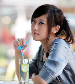 人妻秘书通勤希岛爱理精选集